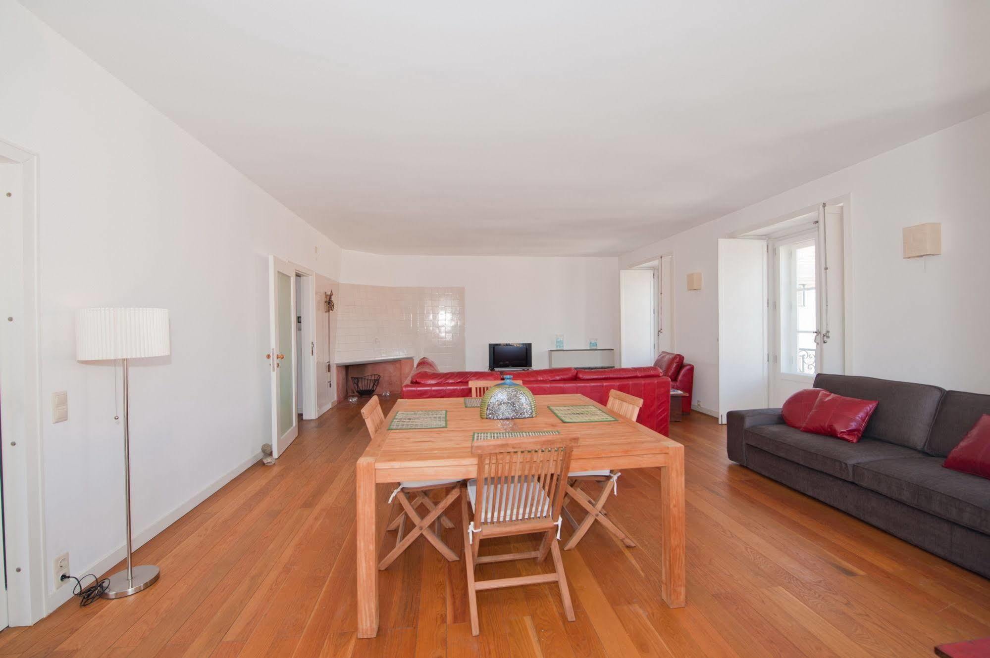 ליסבון Chiado Apartments מראה חיצוני תמונה